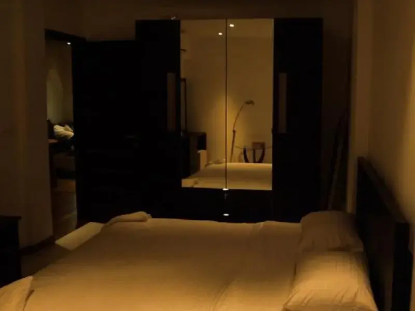 Rare Deluxe Inn