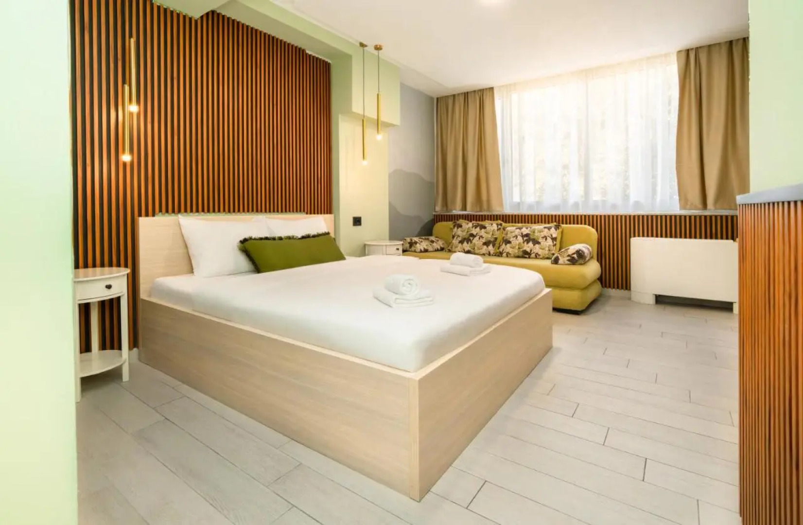 7 Hills Suites