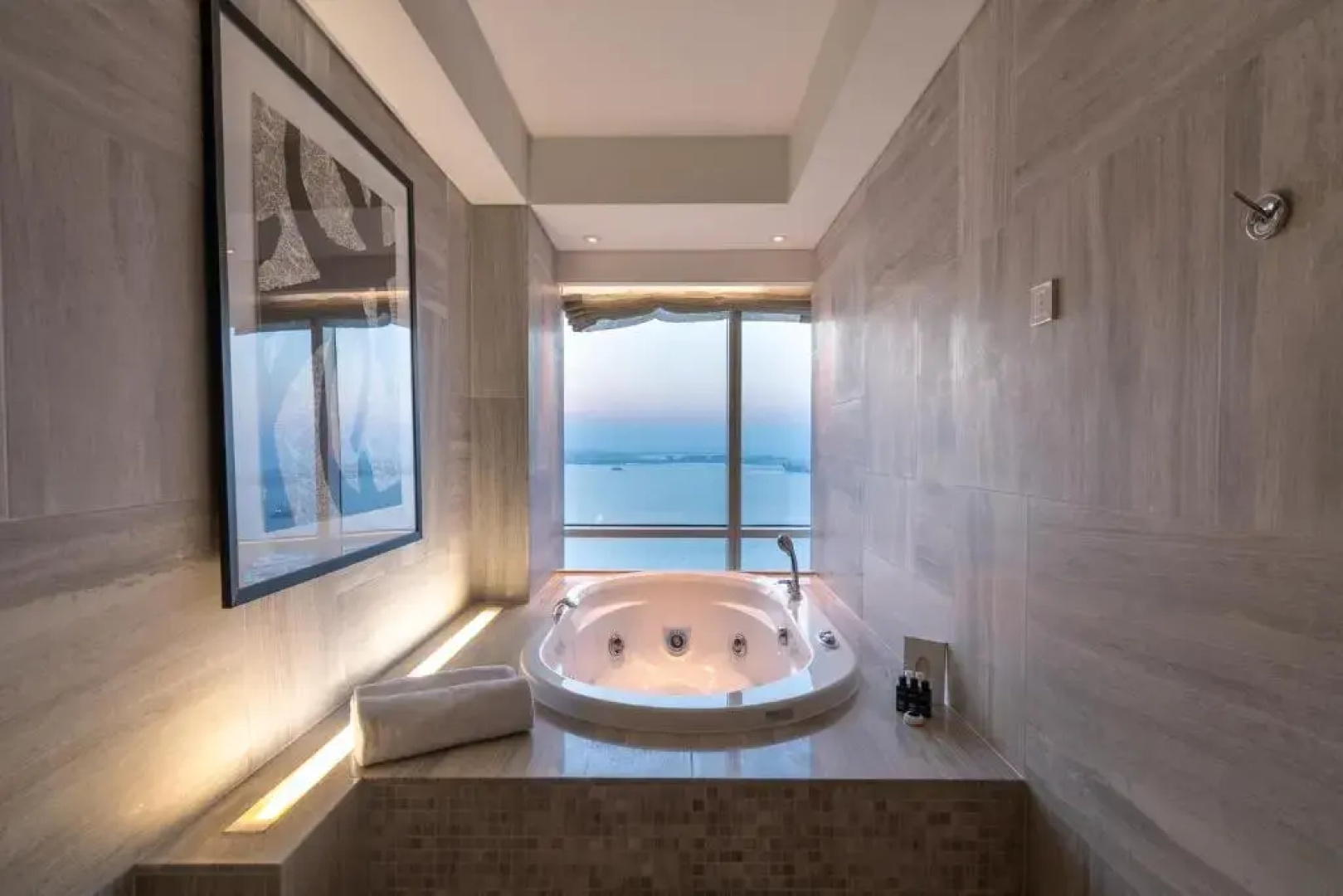 The Art Hotel & Resort