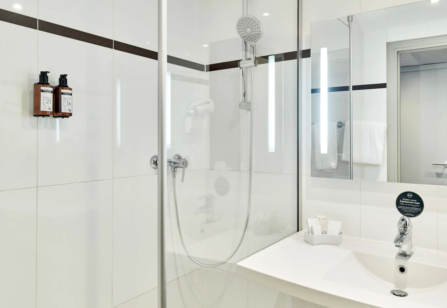 B&B HOTEL Saint-Quentin-en-Yvelines Centre Gare