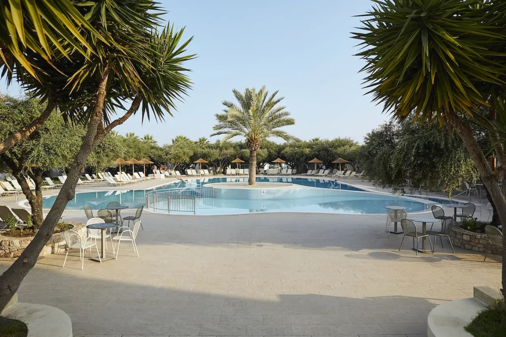 Отель Alex Beach Hotel - Bungalows