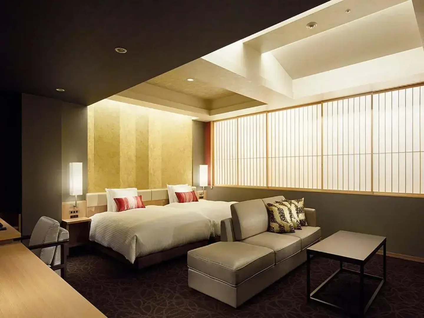 Отель Mitsui Garden Hotel Kyoto Shinmachi Bettei