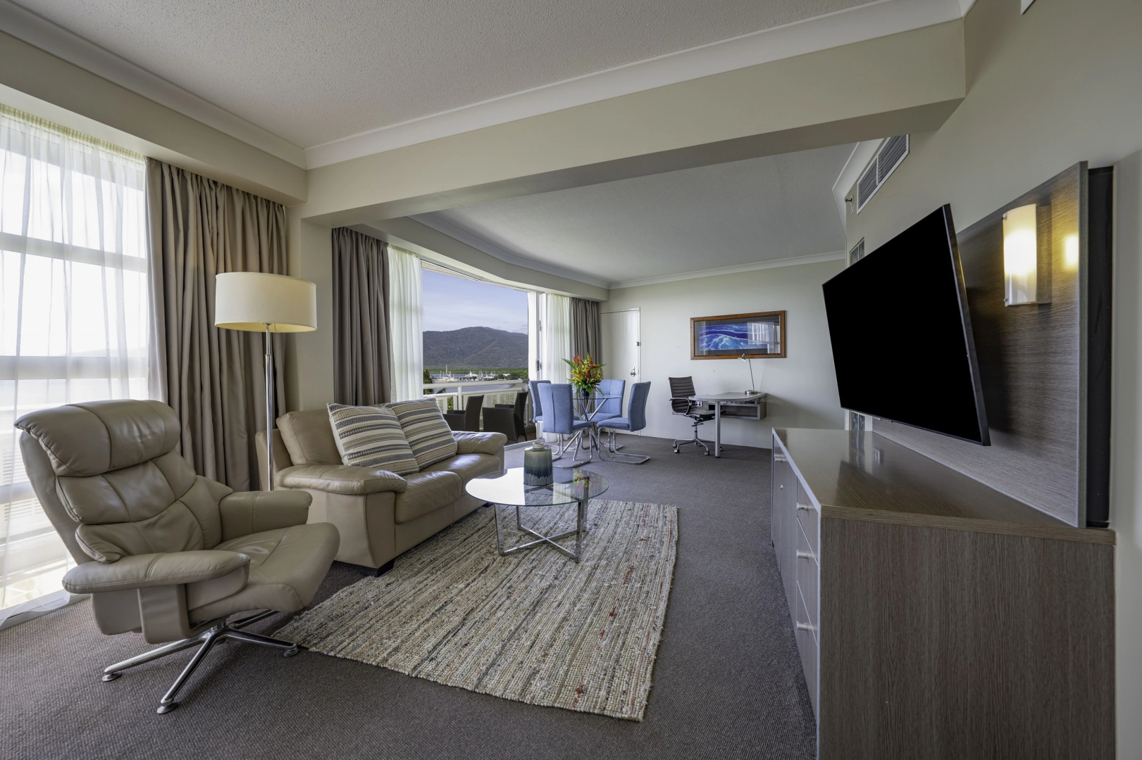 DoubleTree by Hilton Hotel Cairns