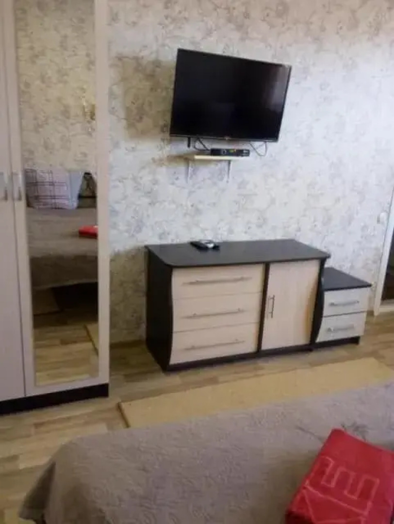 Molodezhnaya 8 Guest House