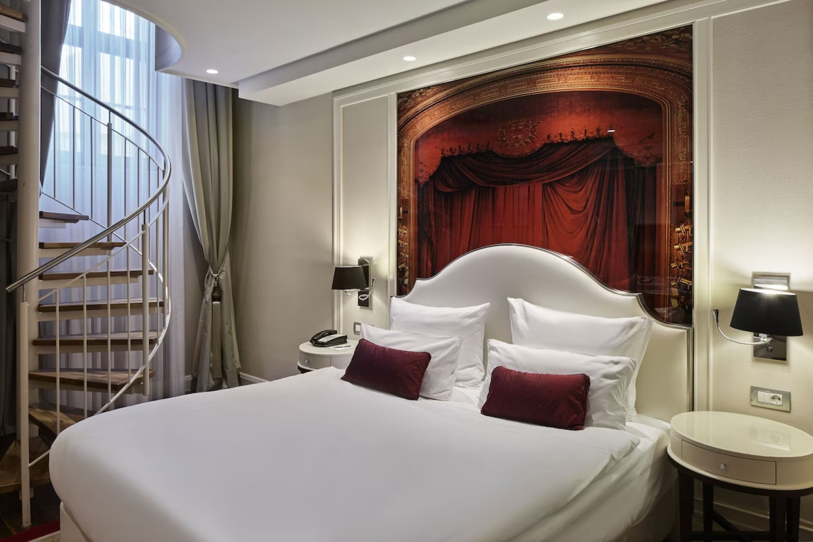TITANIC Gendarmenmarkt Berlin