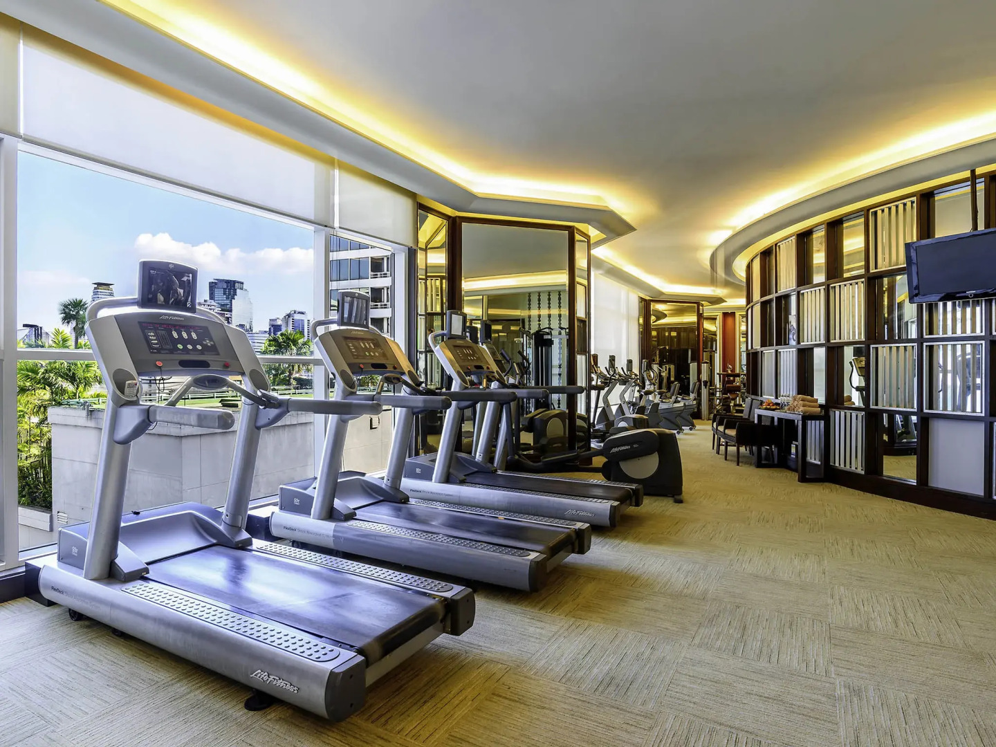 Hilton Bangkok Grande Asoke