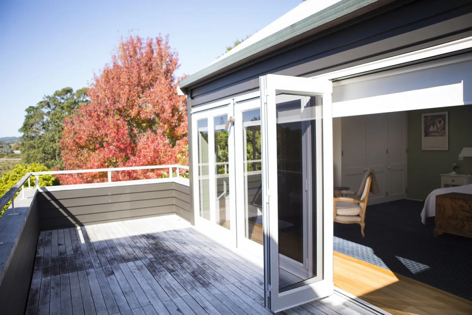 970 Lonely Bay Lodge