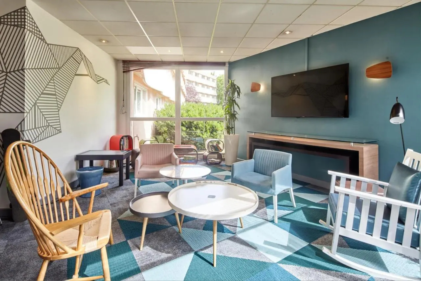 B&B HOTEL Cergy Port