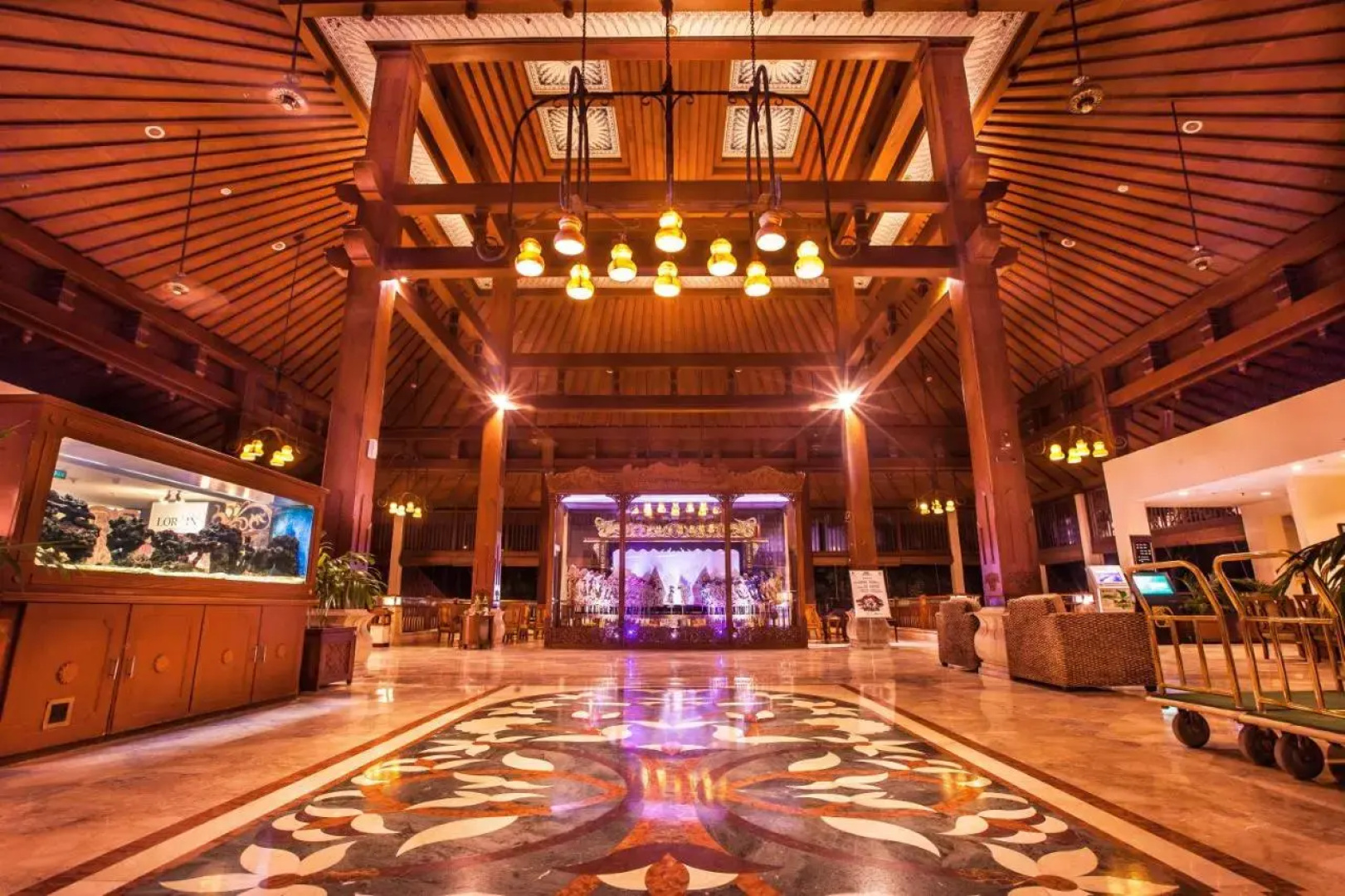 Lorin Solo Hotel
