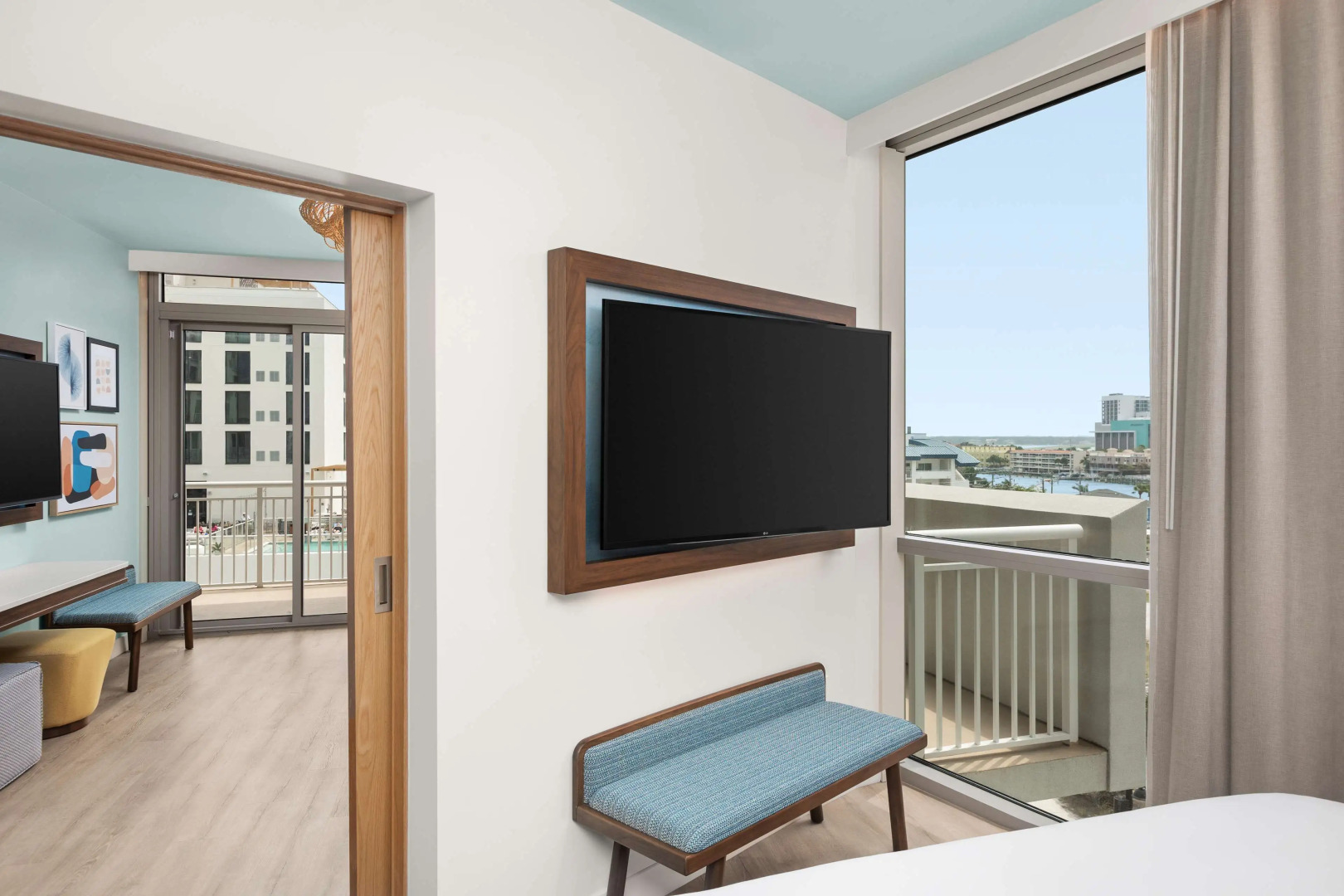 The Hiatus Clearwater Beach, Curio Collection By Hilton