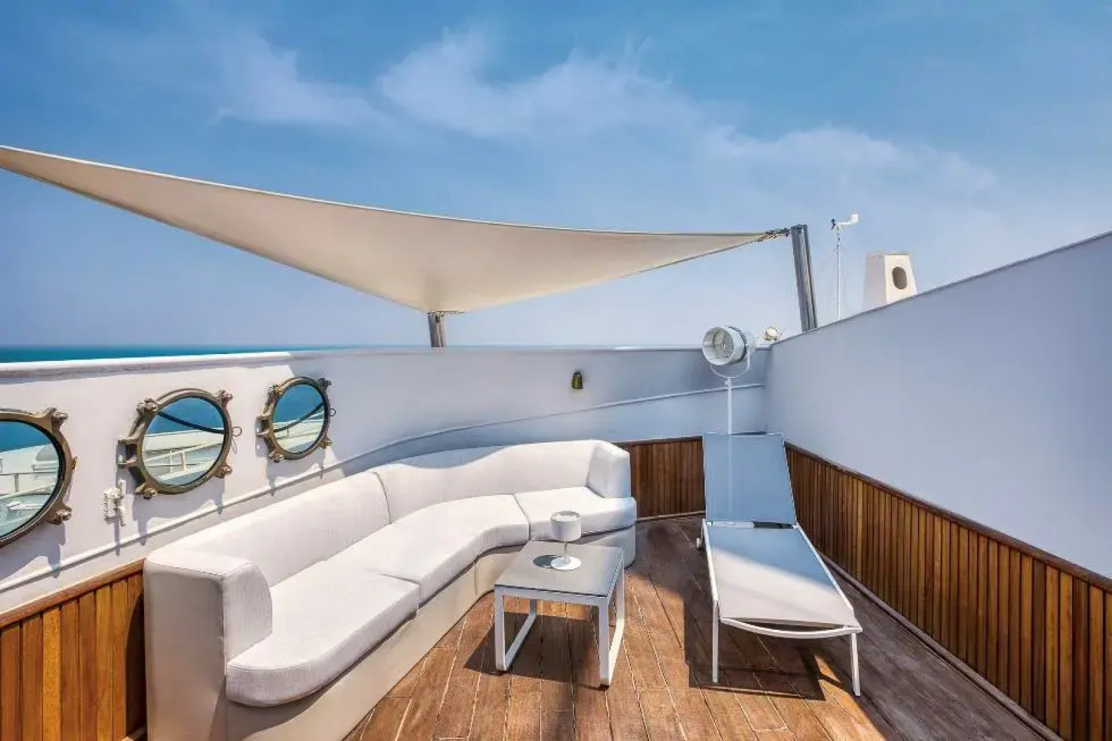 Queen Elizabeth 2 Hotel by Accor