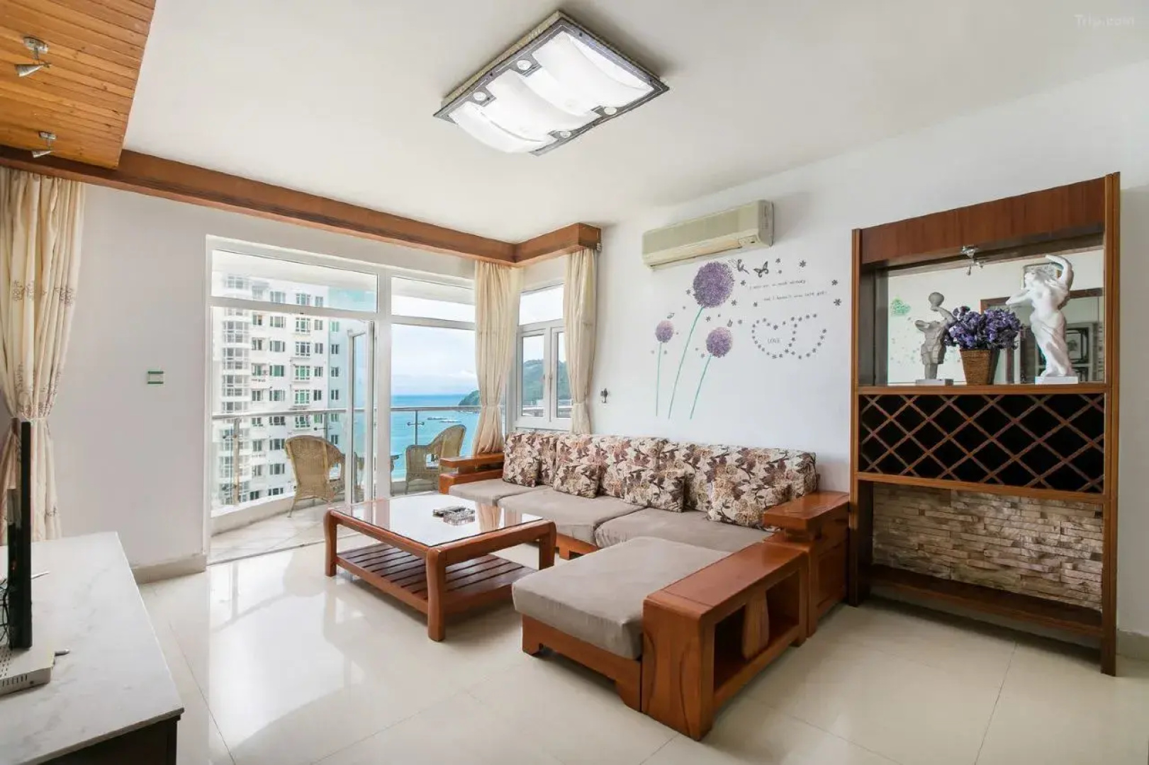 Sanya Hai Hua Apartment