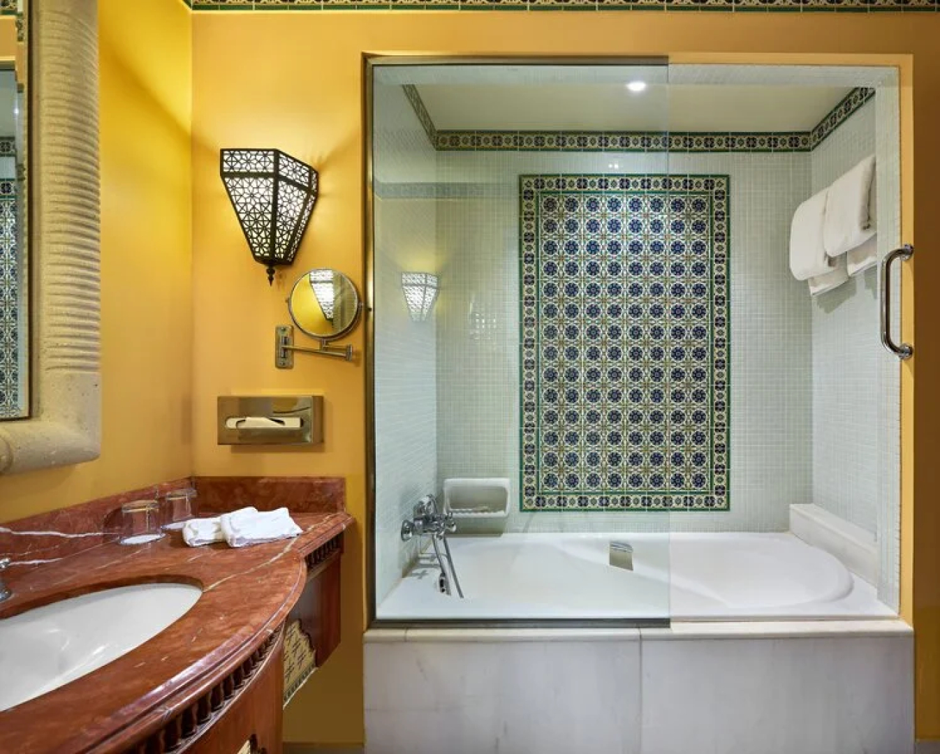 Mosaique Beach Resort