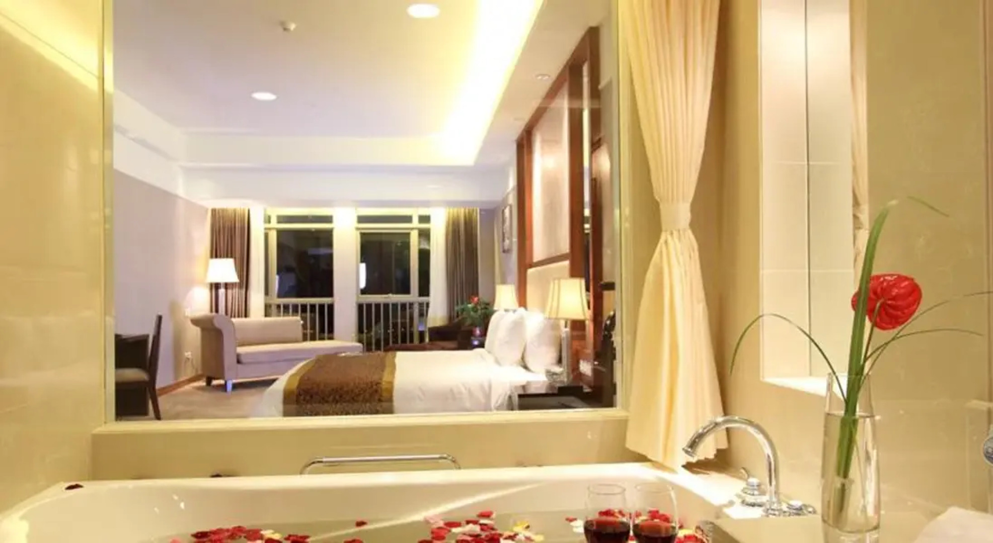 Best Western Charming City Hotel