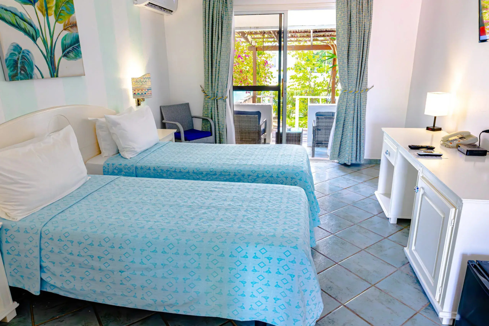 Ocean Point Beach Resort & Spa - Adults Only