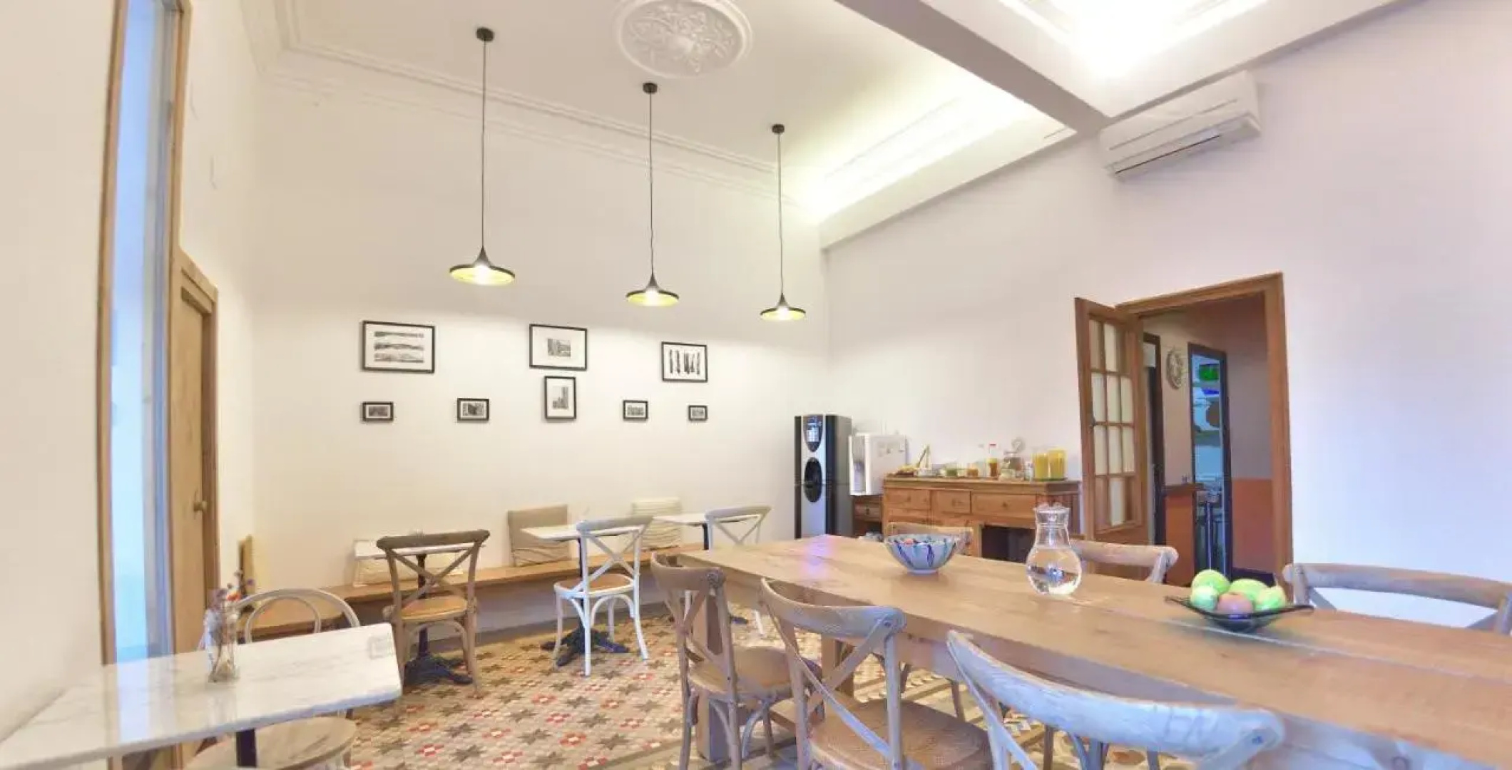 Hostal Girona