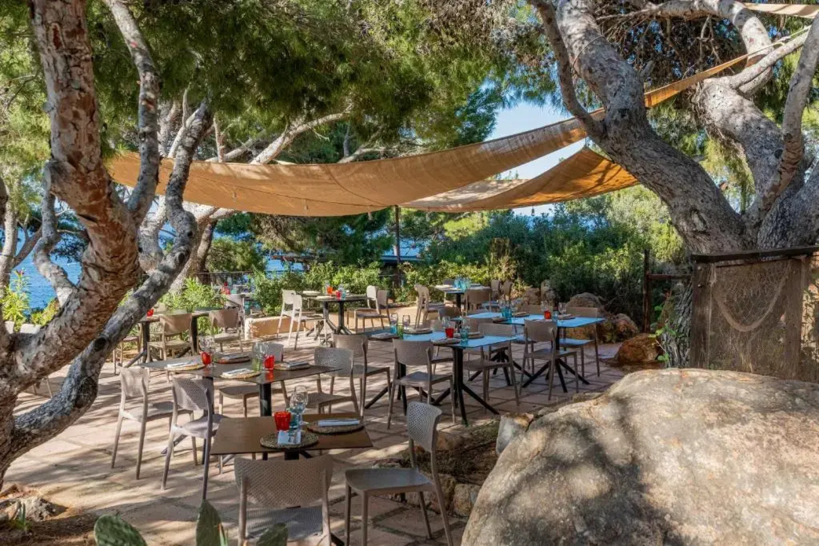 Mangia's Pollina Resort