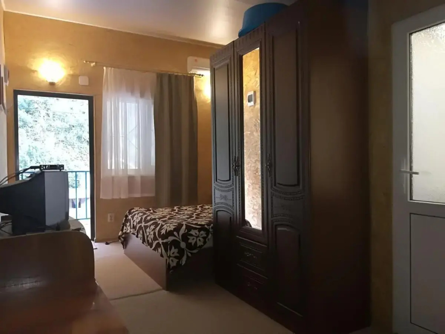 Домик в ущелье