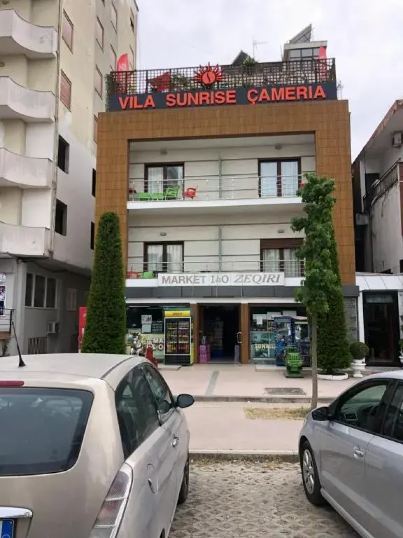 Sunrise Hotel Çameria