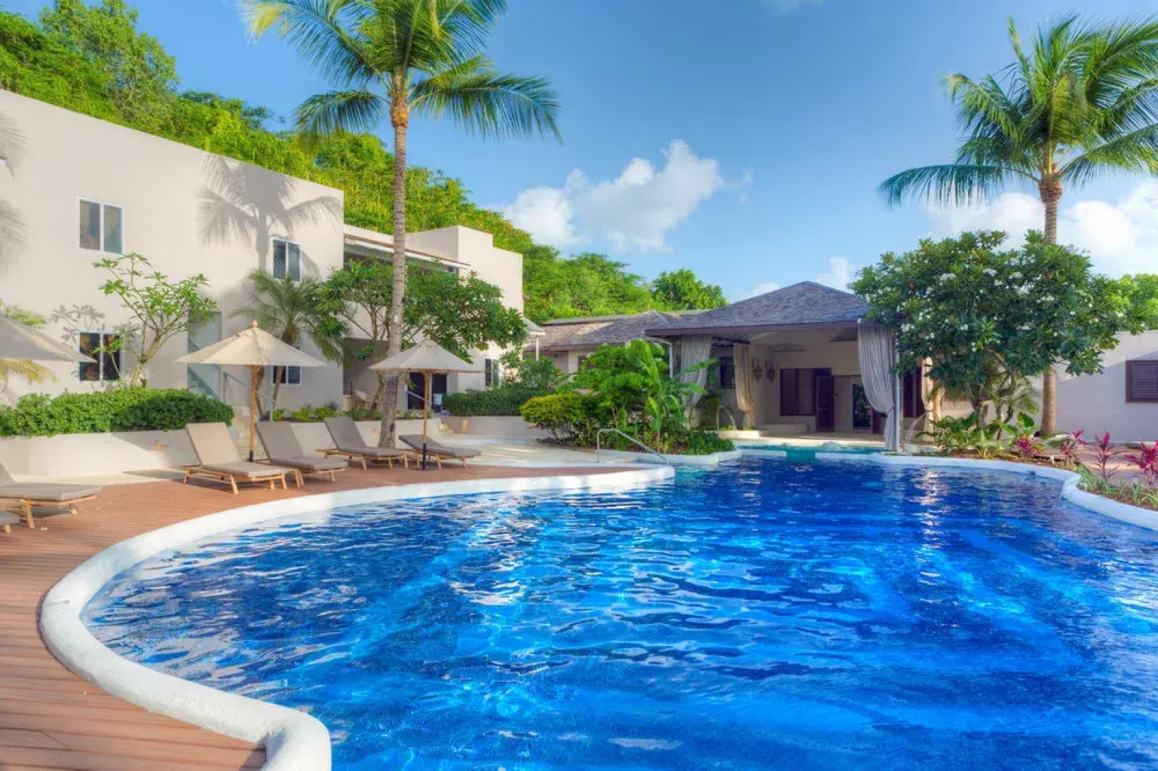 Waves Hotel And Spa