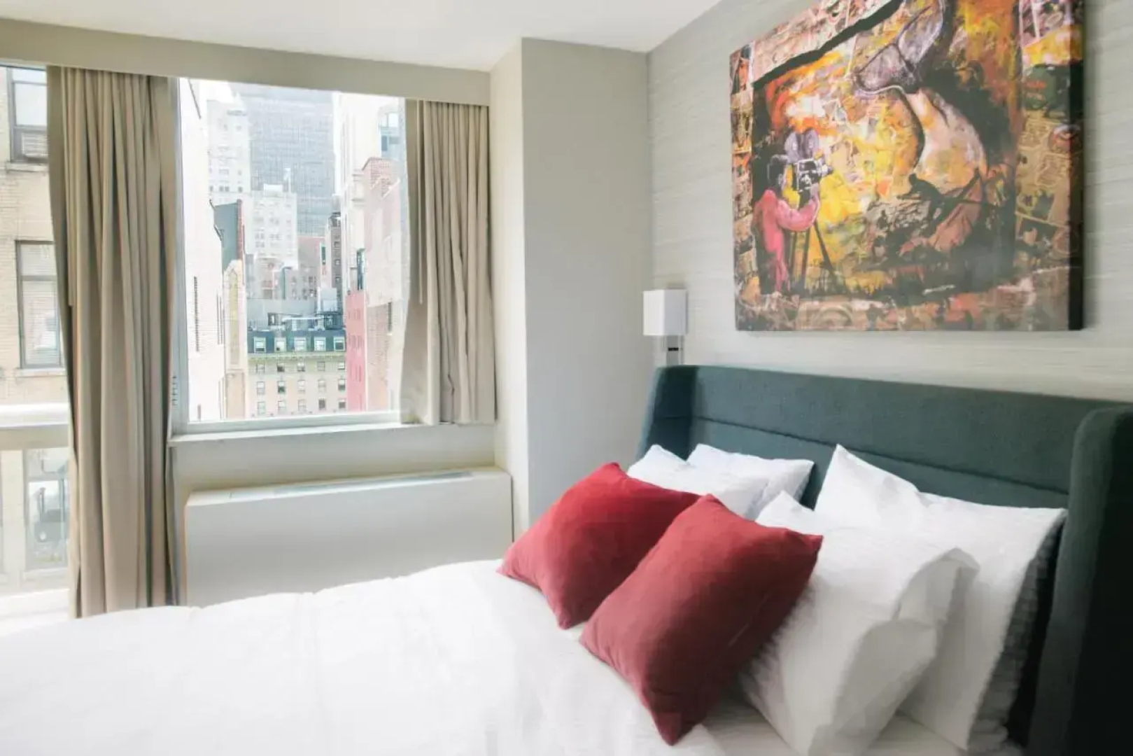 Hotel 32 32