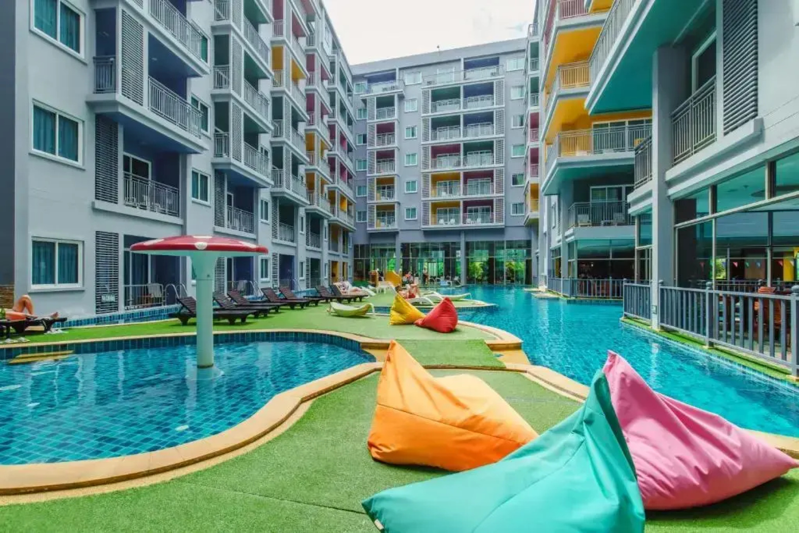 Отель Elite Suites Patong