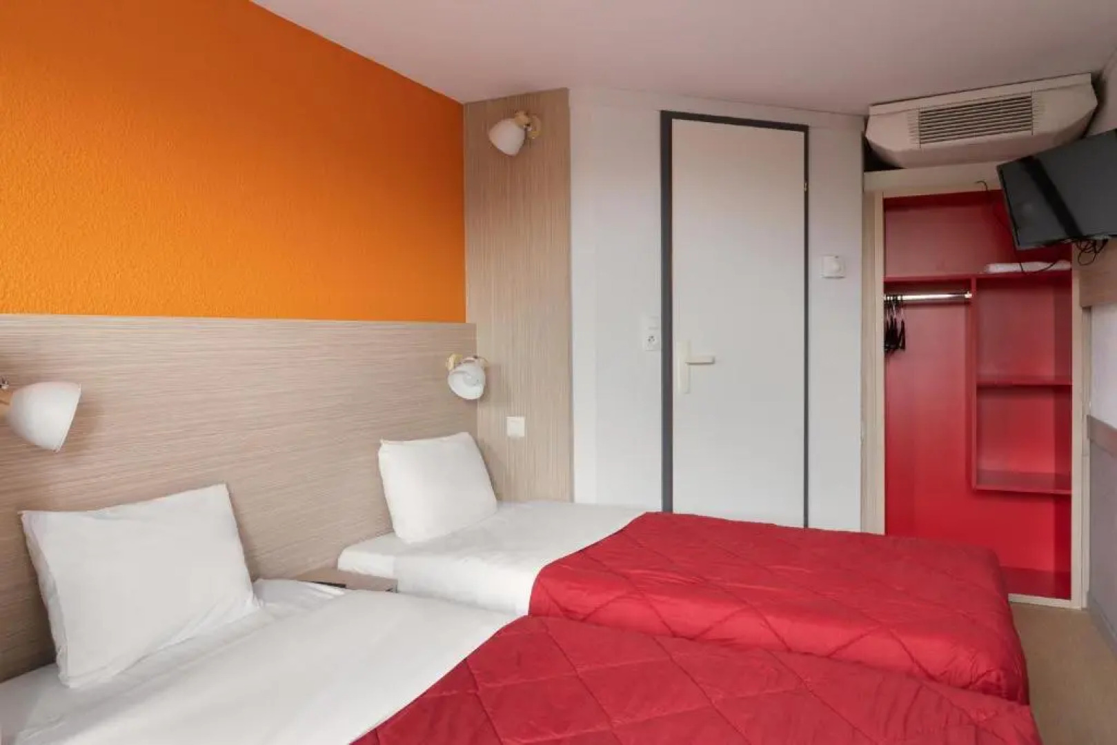 Premiere Classe Avignon Sud - Parc des Expositions