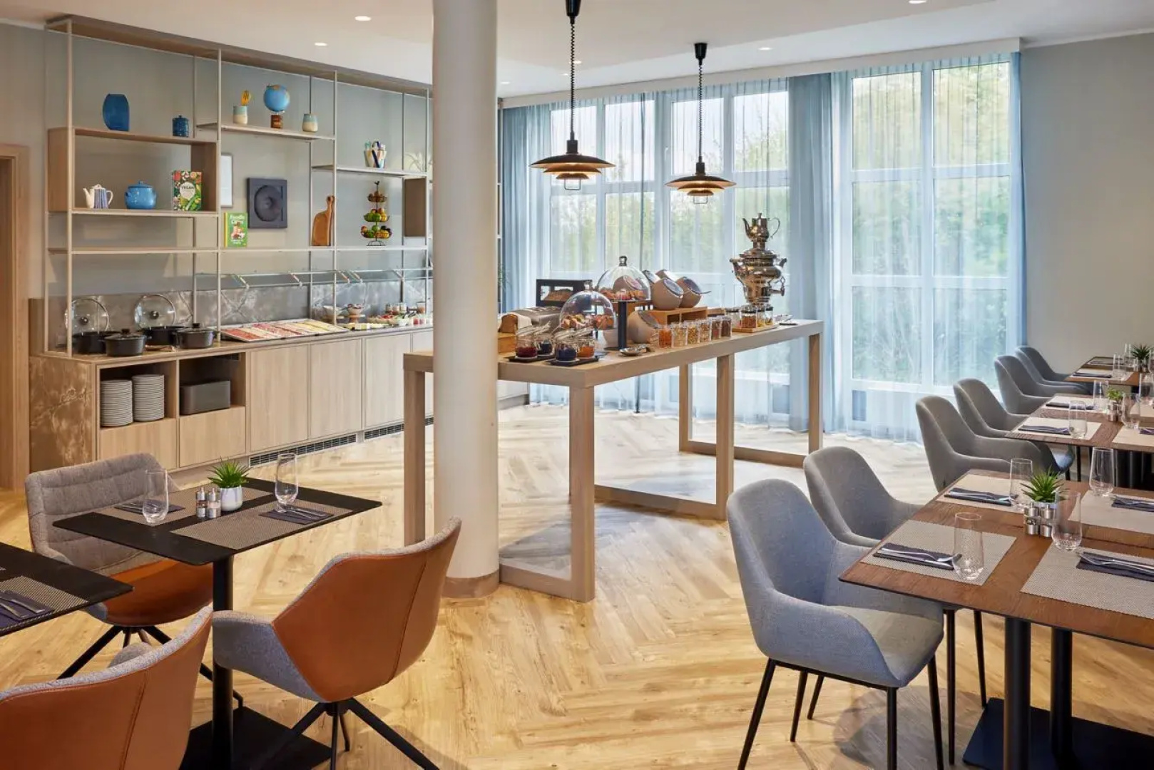 Отель Courtyard by Marriott Dortmund