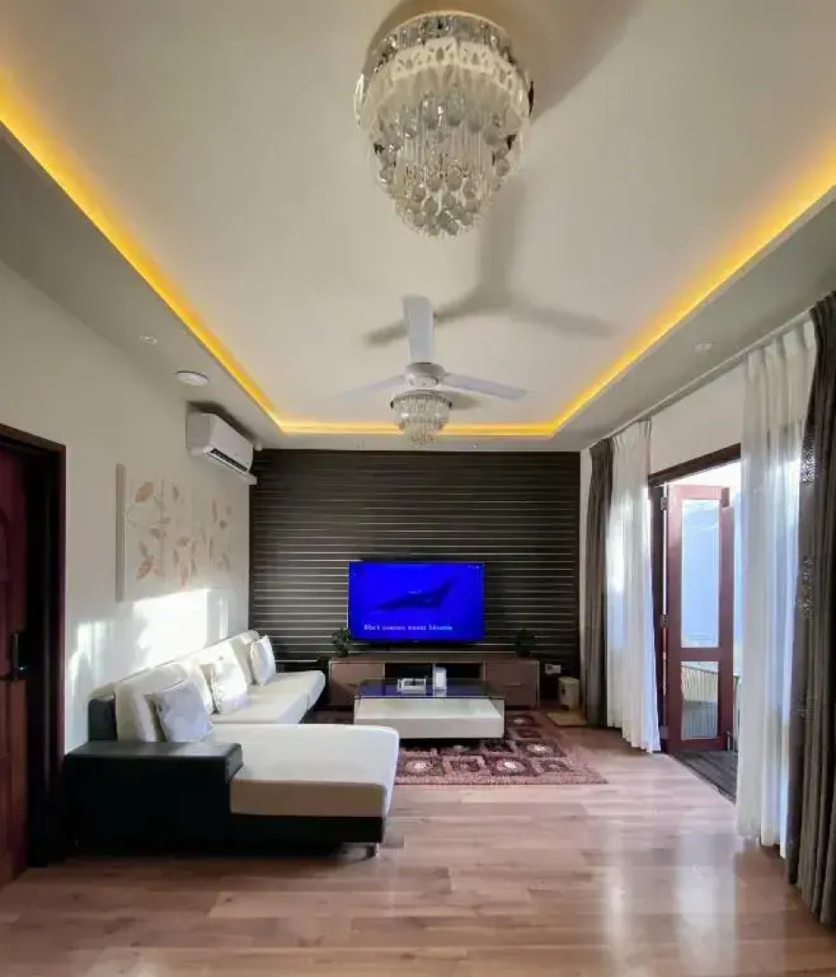 Isle Royal Inn