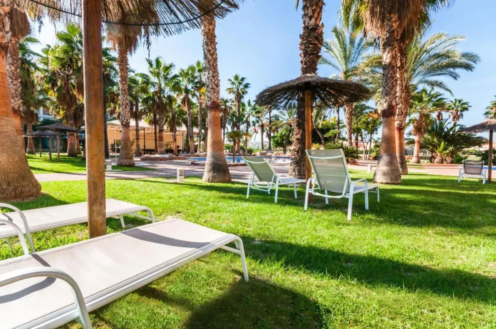 Отель Alicante Golf