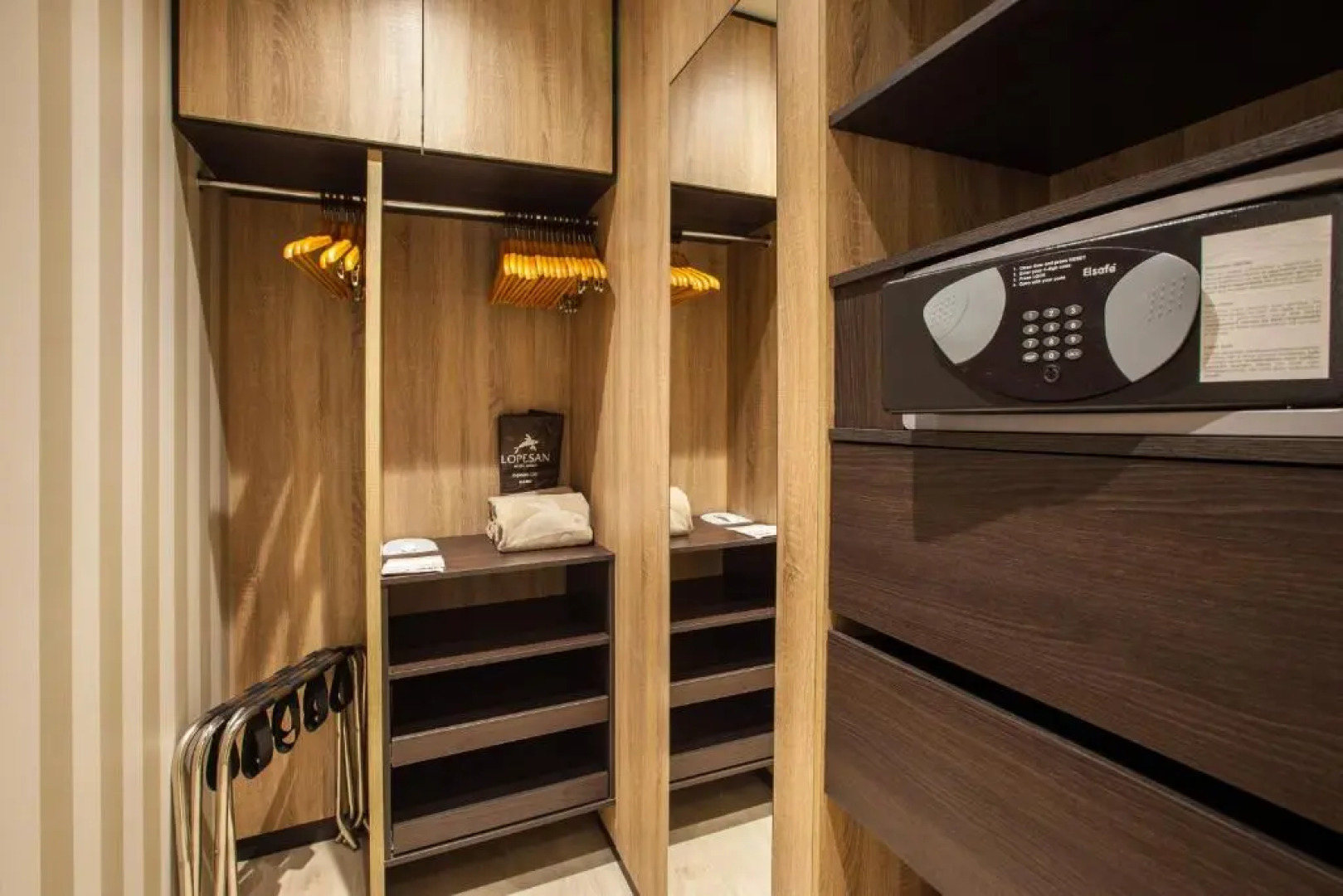 Отель Lopesan Villa del Conde Resort & Thalasso