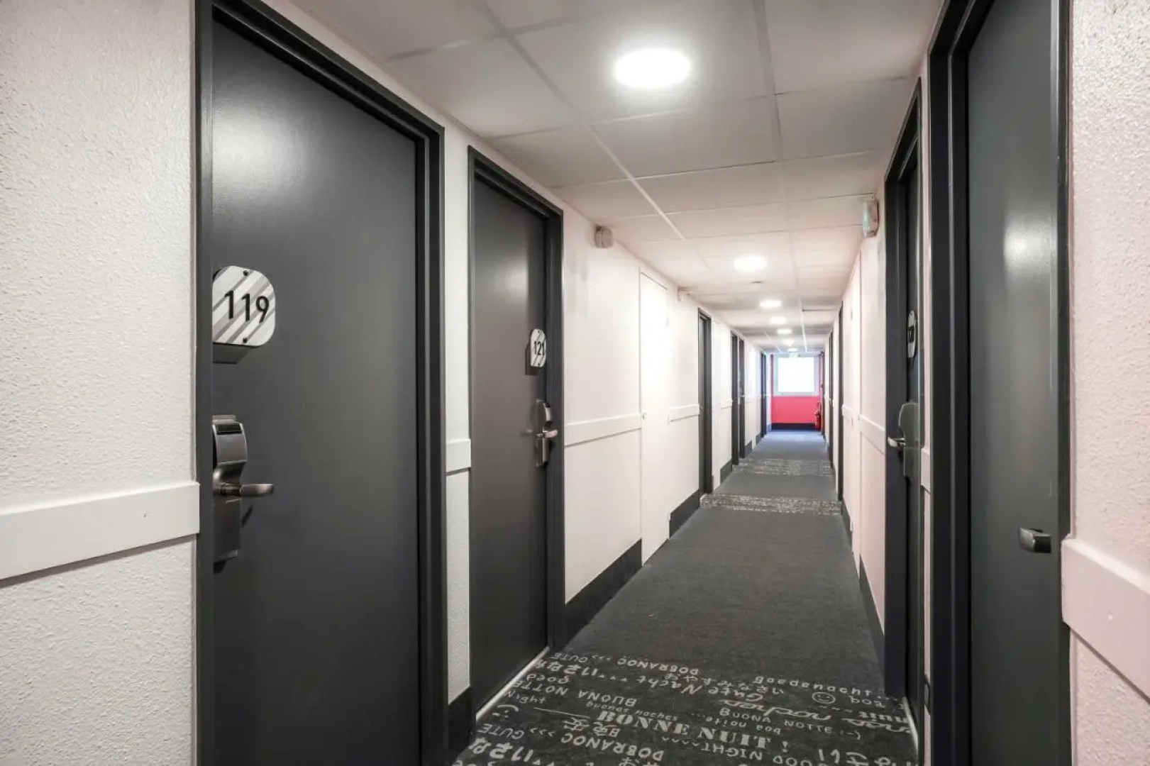 B&B HOTEL Rosny-sous-Bois Paris Est