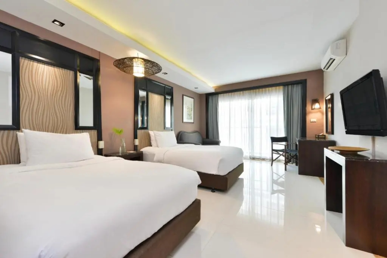 Royal View Resort