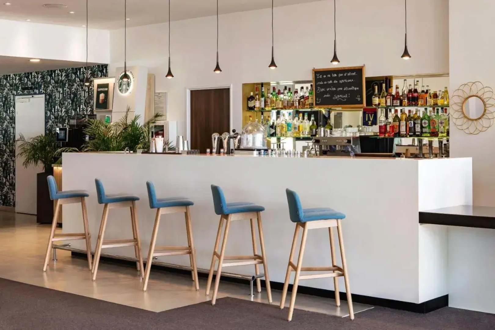 Holiday Inn Marseille Airport by IHG