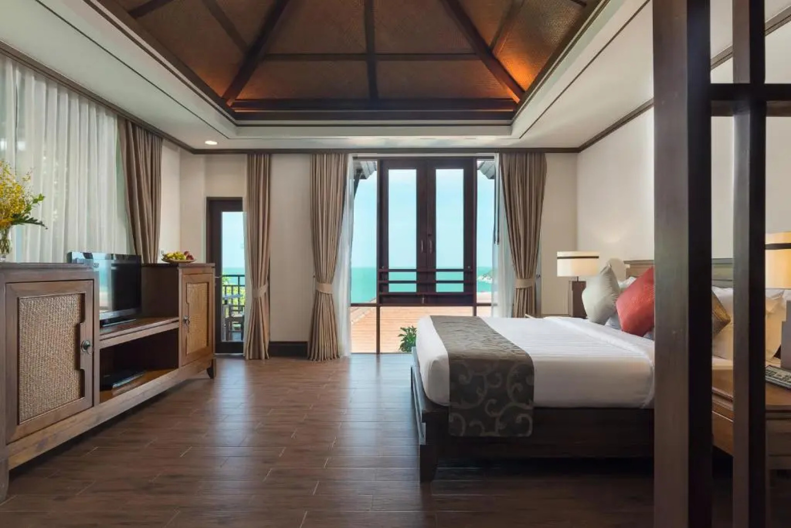 Nora Buri Resort & Spa