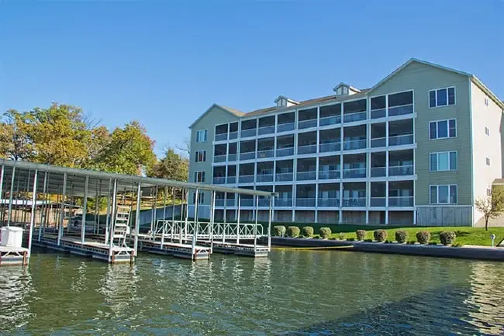 Nantucket Bay Condominiums
