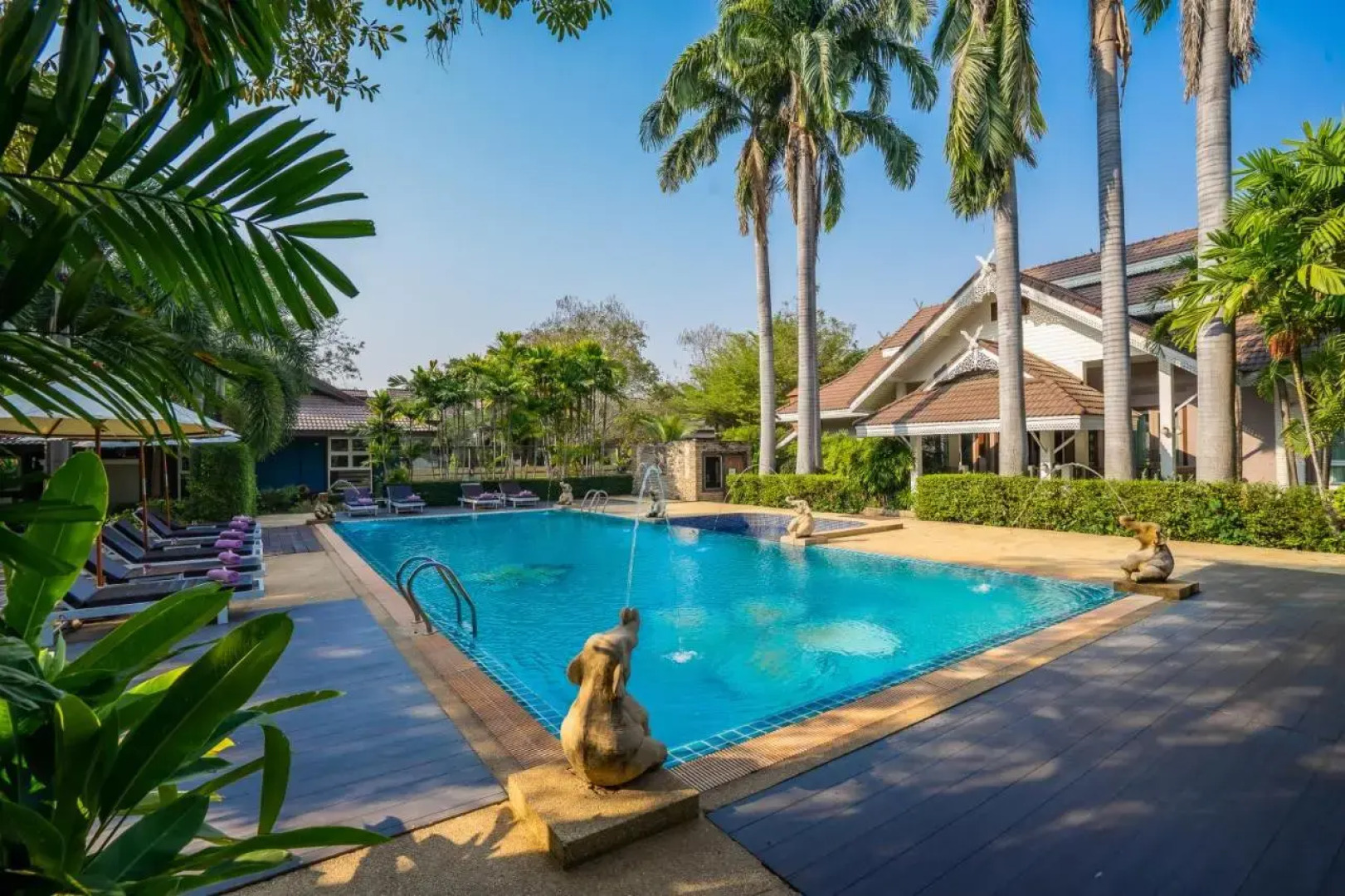Le Charme Sukhothai Historical Park Resort