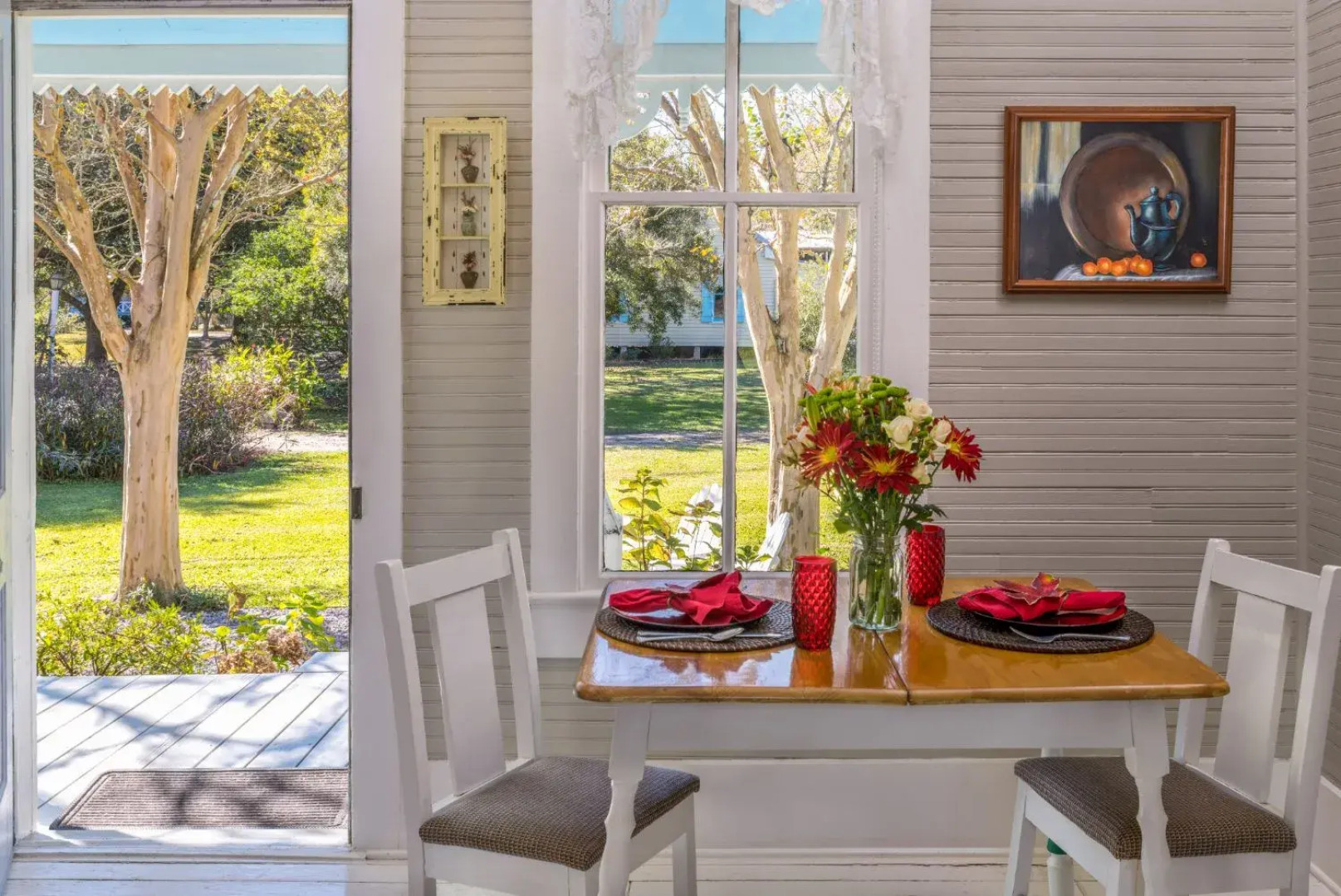 Maison D'Memoire Bed & Breakfast Cottages