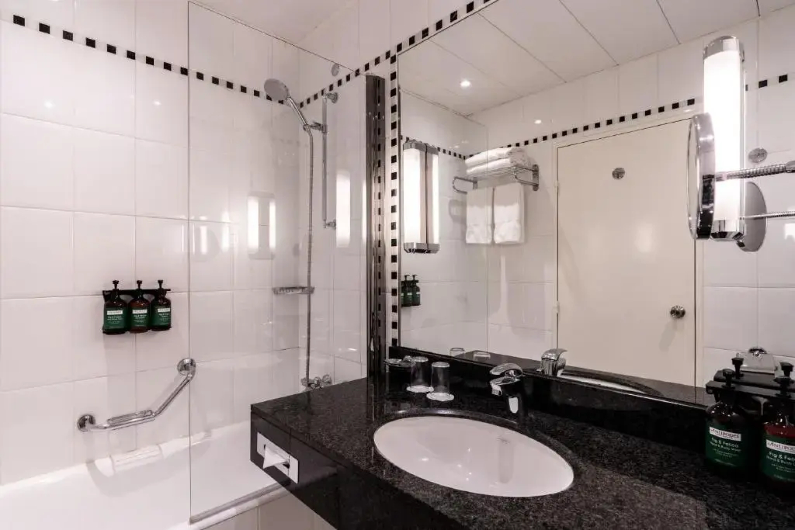Crowne Plaza Paris Republique by IHG