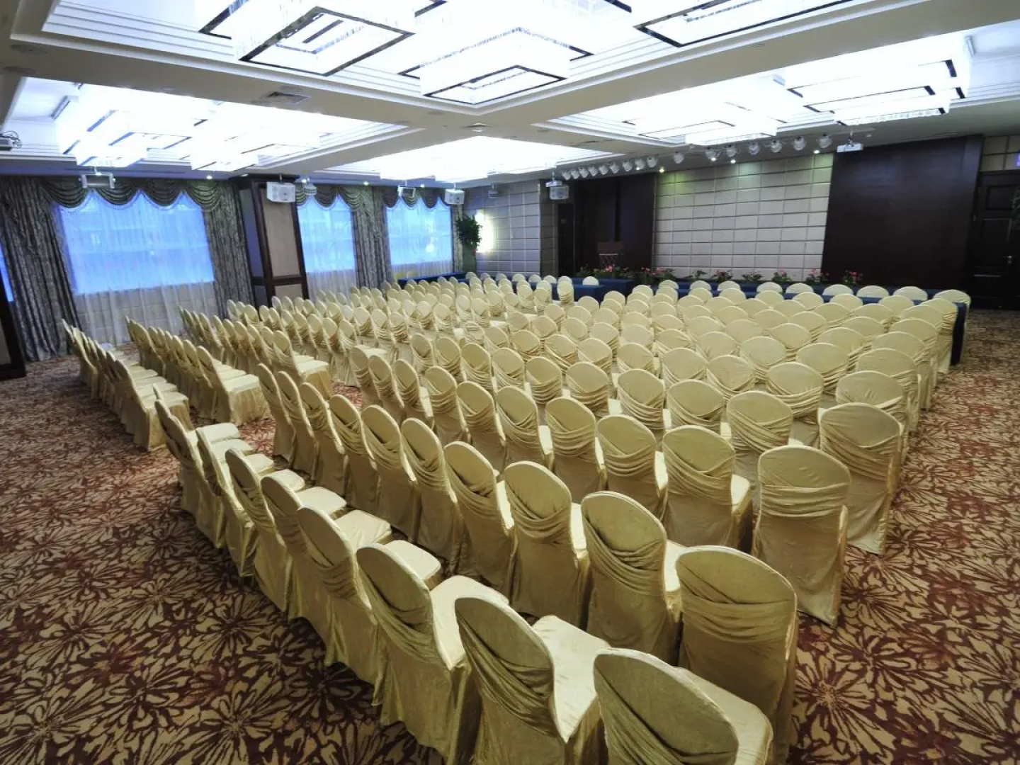 Sofis Pingshan Hotel