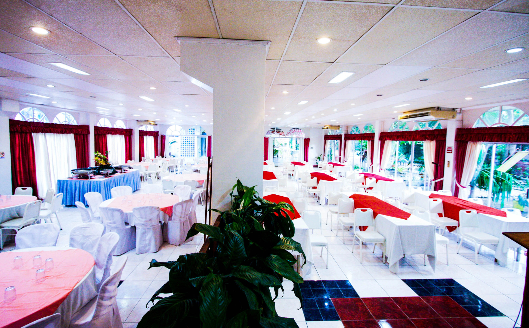 Bohol Tropics Resort