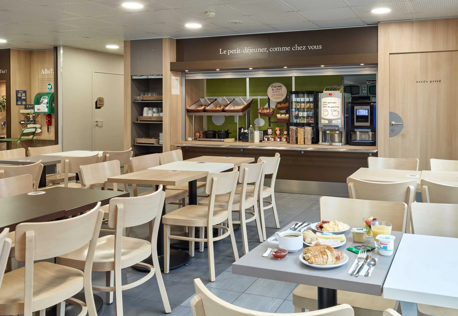 B&B HOTEL Orly Chevilly Marché International