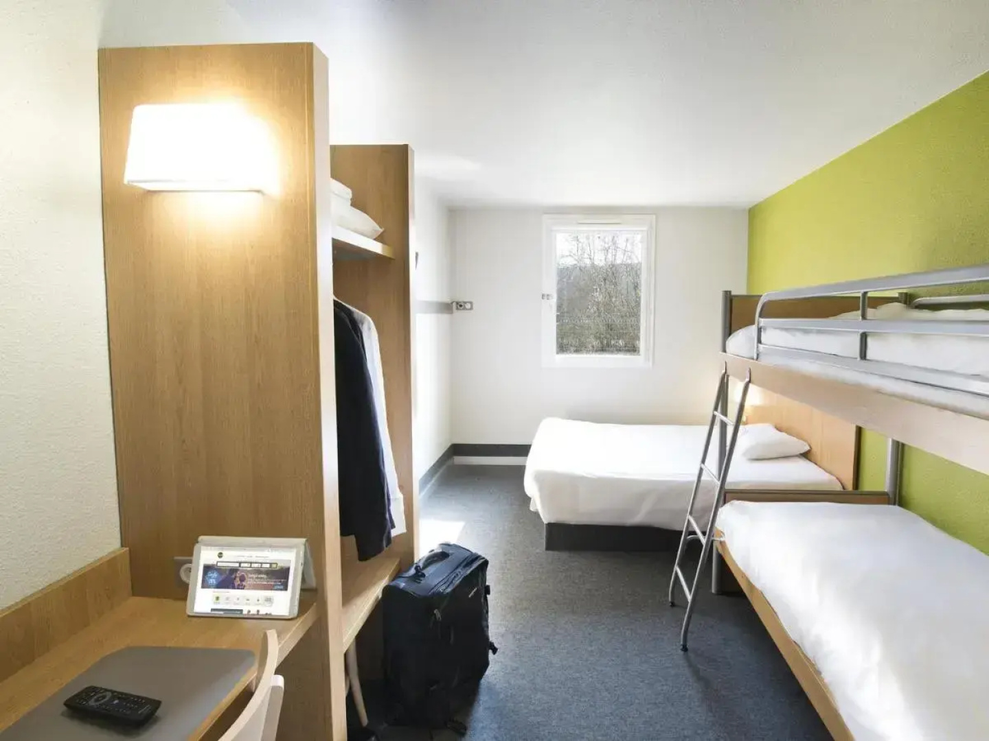 B&B HOTEL Auxerre Monéteau