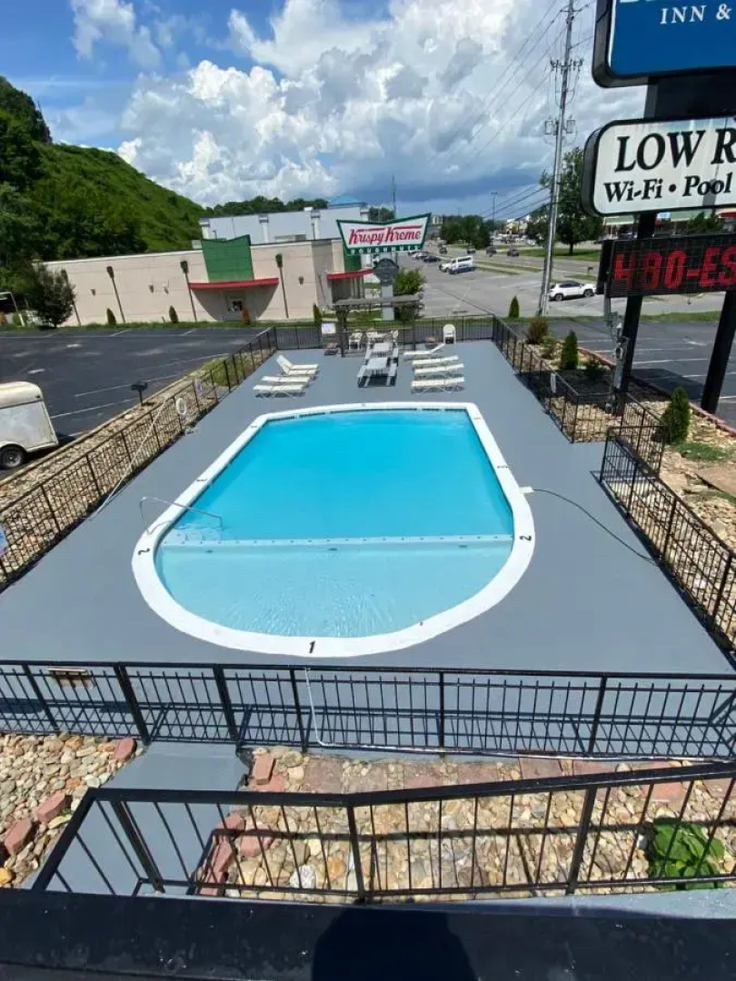 Bear Mount Inn & Suites