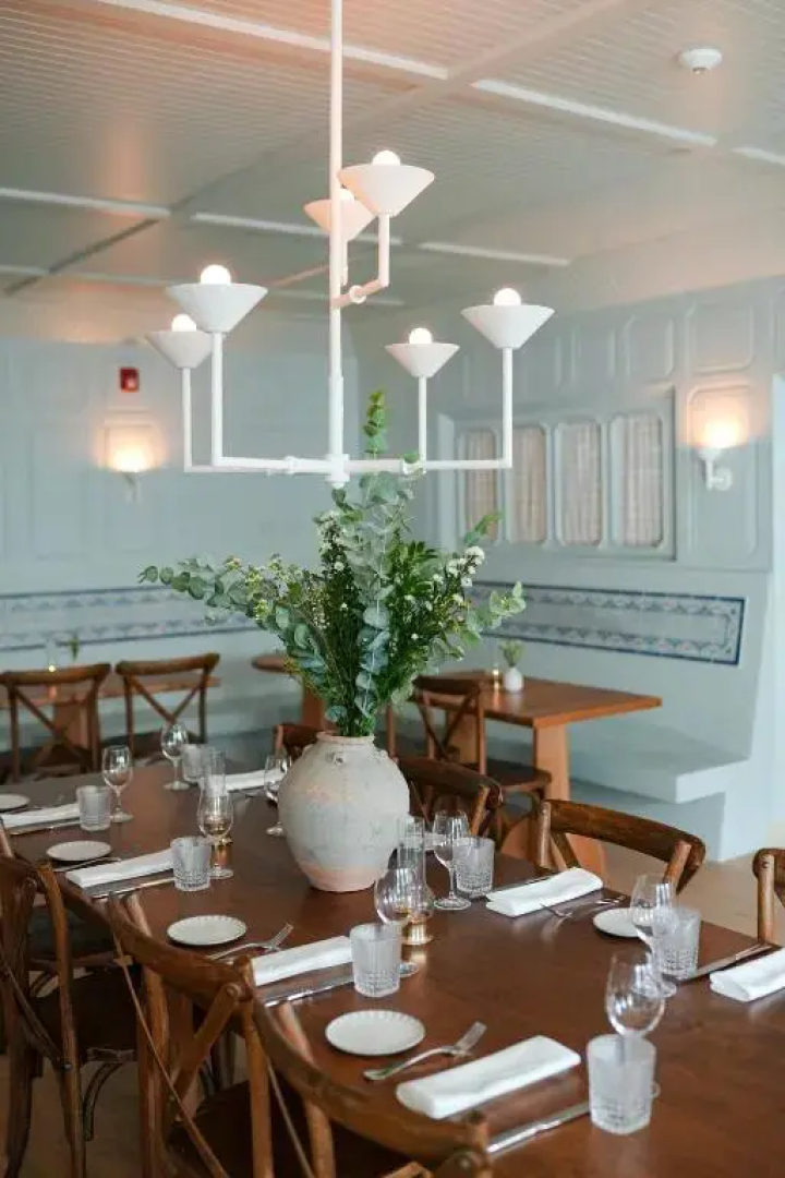 Canoe Place Inn and Cottages