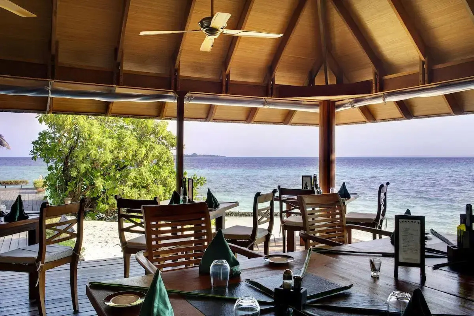 Курорт Gangehi Island 