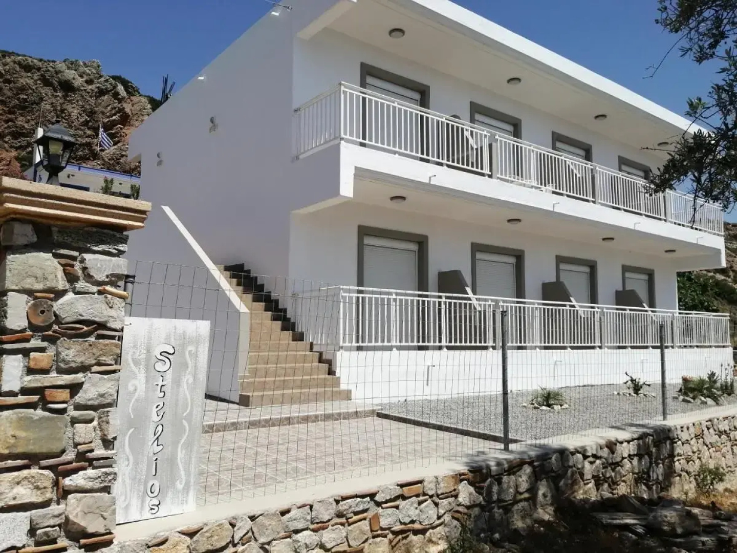 Stelios Studios