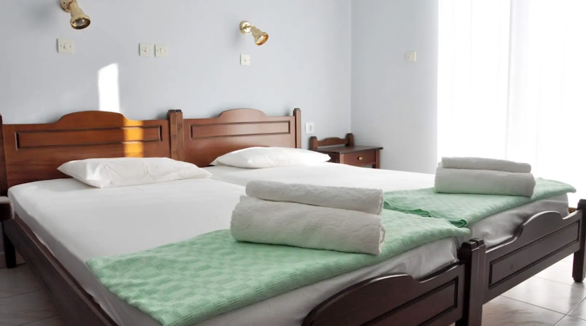 Glaros Rooms