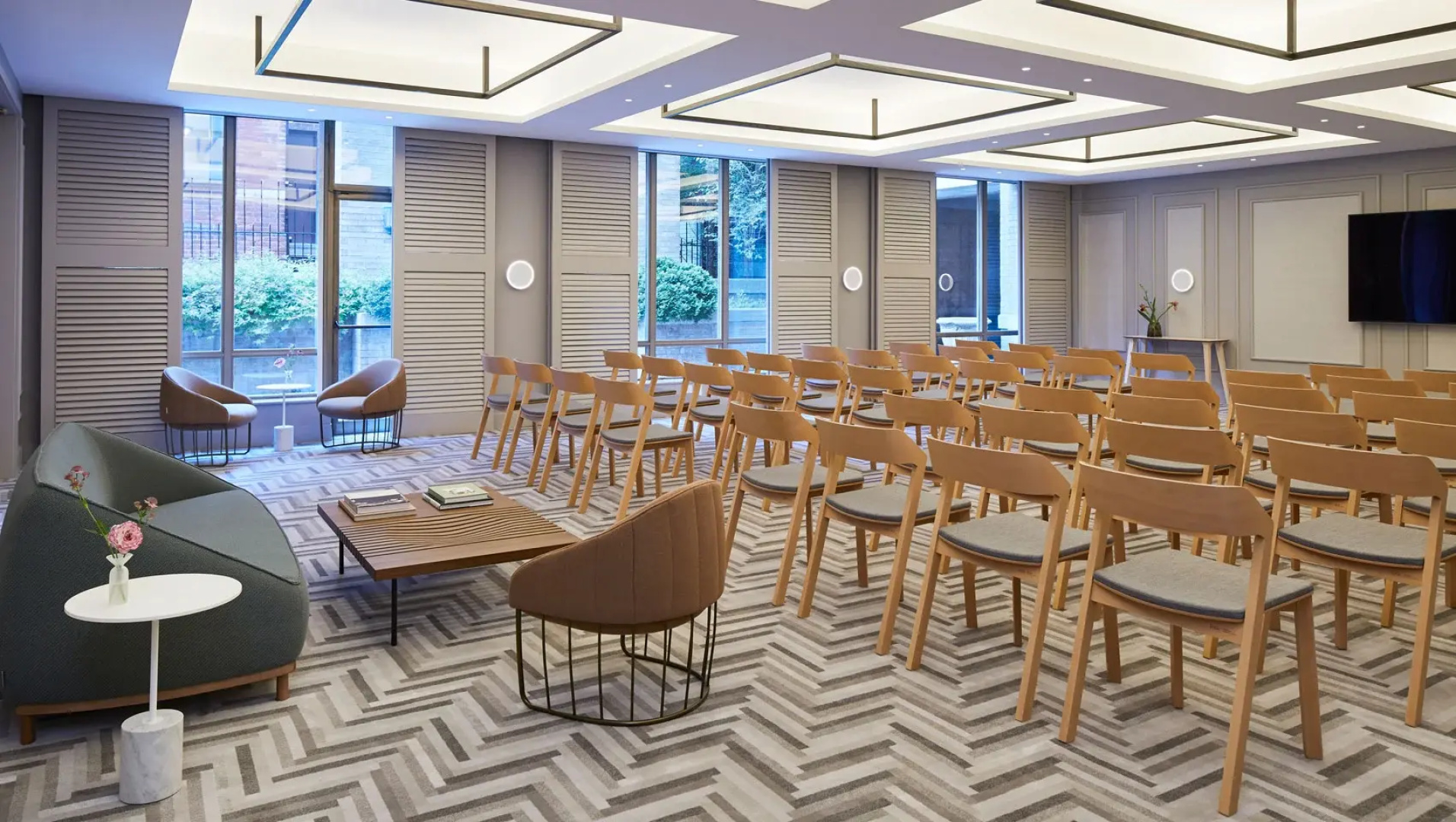 Kimpton Saint George by IHG