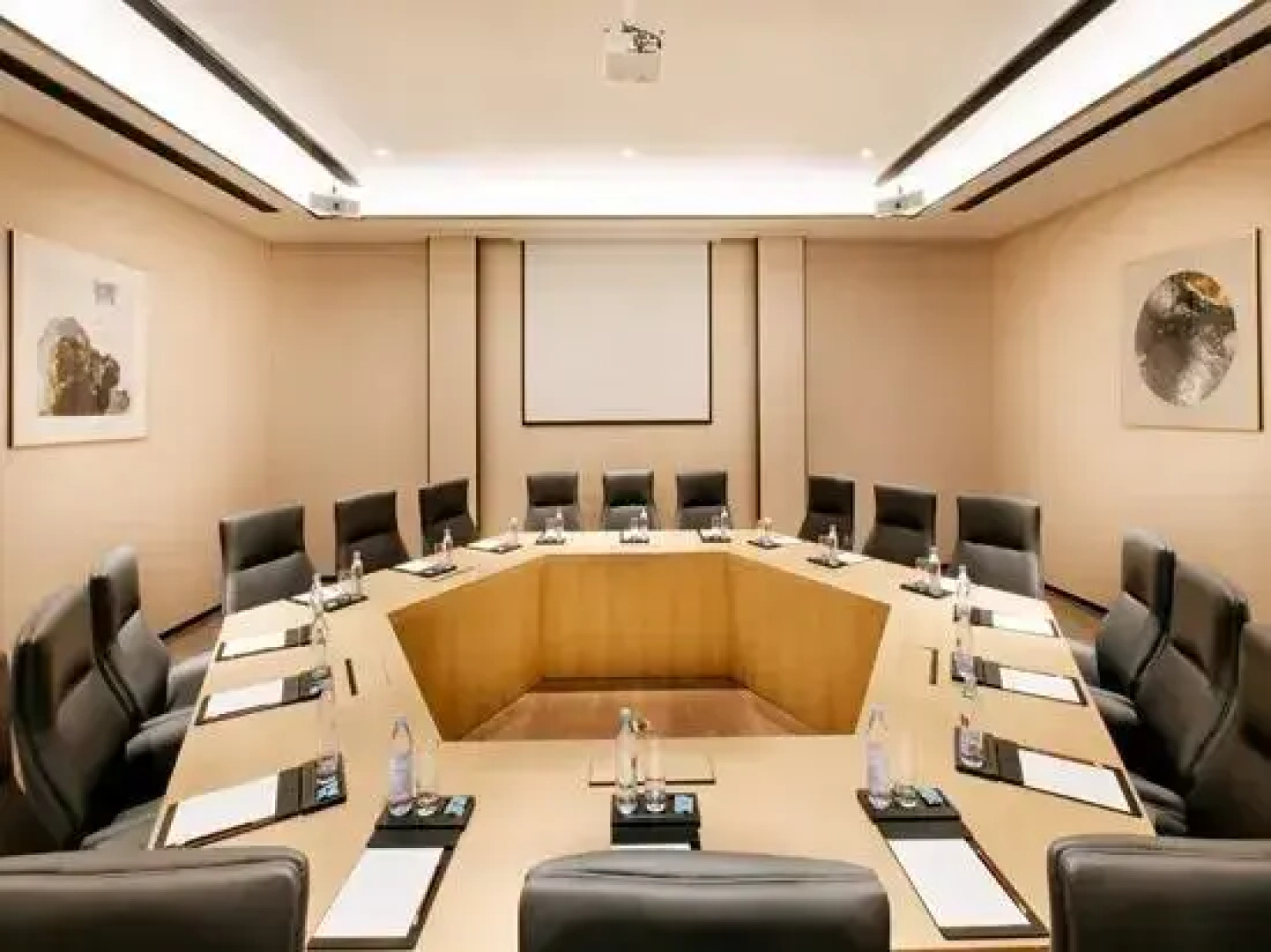 Xiangyi Hotel